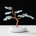 Figurine de bonsai d'arbre d'argent en cristal bleu clair avec base en céramique blanche - Ornement Aigue-Marine