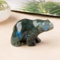 Natürlicher Labradorit Kristall Bär Figur, polierte Tier Skulptur für schönes Heimdekor. - Labradorit Eisbär / 6.3*3.8*3CM