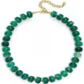Collier de perles vertes vue détaillée, avec entretoises métalliques dorées et fermoir. - Vert foncé