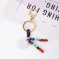 Natürlicher Kristall Mond Schlüsselanhänger mit sieben Farben Chakra Perlen Taschen Anhänger Charm. - Bergkristall Mond