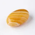 Natuerlicher gelber Kristall Achat Palmstein Heilung Massage polierter Edelstein - Gelber Calcit / Ca. 5cm