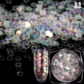Nahaufnahme von holografischen runden Nagelglitter Pailletten, DIY Nailart Zubehör und Flocken. - 1g Packung Nr. 11