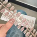Χειροποίητα ψεύτικα νύχια με ροζ μάτι γάτας και χρυσό λουλουδάτο σχέδιο, κομψό. - 06