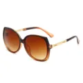 Women oversized gradient sunglasses fashion chic stylish sun eyewear for daily wear - Gradual Brown Frame Brown