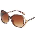 Classic women's oversized vintage sunglasses with chic tortoiseshell frame and pearl camellia decor. - Tofu Pattern Frame Gradient Tea