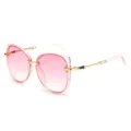 Occhiali da sole alla moda da donna rosa sfumato, vista principale elegante senza montatura. - Montatura Rosa Trasparente/Lente Rosa