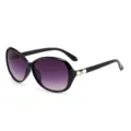 Mujer moda gafas de sol con lentes moradas degradadas y decoracion de cristal diamante. - Marco Negro Lente Degradado Gris