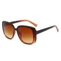 Oversized square sunglasses in brown gradient, retro minimalist fashion sun glasses var. - Large Square Retro Style (2569) / Gradient Tea Frame Gradient Tea Lens