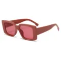 Klobige quadratische Sonnenbrille in Terrakottarot mit pink getönten Gläsern für Streetstyle. - Wassermelonenrot Rahmen Rotes Glas