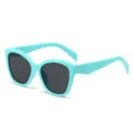 Modische türkisfarbene Katzenaugen Sonnenbrille für Damen, Retro UV-Schutz Brille. - Apfelgrün