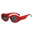 Rote Geleerahmen ovale Sonnenbrille Mode unregelmäßige PC Sonnenbrille SKU Ansicht - Weinroter Rahmen / Graue Gläser