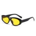 Schicke schwarze Sonnenbrille mit gelben Gläsern für stilvollen Sommertrend und UV-Schutz. - Schwarzer Rahmen Gelbe Gläser
