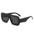 Schwarze dick gerahmte quadratische Sonnenbrille für Damen, übergroße Streetstyle-Sonnenbrille. - Schwarzer Rahmen Graue Gläser