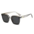 Occhiali da sole quadrati oversize per uomo e donna, montatura grigia trasparente UV400. - Montatura Grigia Trasparente Lente Grigia