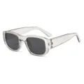 Transparente graue Dickrahmen-Sonnenbrille mit dunklen Gläsern, modische Brille für den Alltag. - Durchscheinender grauer Rahmen Graues Glas