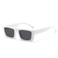 Retro Sonnenbrille mit weißem Gestell, quadratisch, für Damen und Herren, UV400 Schutz. - Weißer Rahmen Graue Gläser