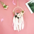 Acchiappasogni fatto a mano con fiori artificiali e piume, decorazione murale romantica. - Cuore di ragazza pianta amore di cristallo