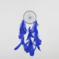 Attrape-rêves rayé noir et blanc avec plumes bleues, décoration murale suspendue pour chambre. - Bleu saphir