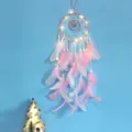 Rosa doppelter Traumfanger mit LED-Lichtern und bunten Federn als Wanddekoration - Mit LED-Licht / Rosa