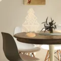 Decorazione Albero di Natale in Macramè Fatto a Mano, Soprammobile in Corda con Base - Ornamento Albero di Natale (7594)