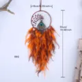 Attrape-rêves mural fait main en plumes de paon avec plumes orange et perles, déco 16x50cm. - Sans lumière / 9371