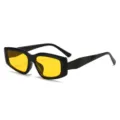 Chique zwarte zonnebril met gele glazen voor dames, trendy klein vierkant design. - Zwart Frame Gele Lenzen