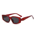 Rode dikke montuur zonnebril voor vrouwen, trendy vierkante chique stijl oogmode modern. - Rood Frame Grijze Lenzen