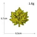 Toppa ricamata con foglie d'acero e paillettes, decorazione verde e oro per vestiti. - M1547 verde