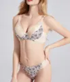 Ensemble de soutien-gorge et slip pour femme avec dentelle florale et design élégant chic - 34/75B / Haut et Bas / Beige