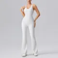 Damen weisser rückenfreier Yoga Jumpsuit schmal geschnittener Fitnesstrikot Sportbekleidung. - Weiß