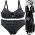 Schönes schwarzes Spitzen-Lingerie-Set für Damen mit passendem BH und feinen Schleifen. - 75B / Schwarz