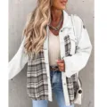 Vue détaillée de la veste femme décontractée en jean avec patchwork de carreaux et boutons. - S / Blanc