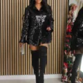 Schwarze Pailletten Langarm Revershemd Jacke kombiniert mit Stiefeln für Streetwear Look. - S / Schwarz