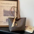 Brown monogram women's shoulder tote bag with elegant silk scarf, large capacity casual luxury handbag. - Tote Bag (1336629) / Coffee