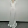 White sexy V-neck sleeveless sweep train wedding dress evening gown for women summer party. - S / White