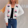 Damen flauschige Strickjacke weißer Kurzpullover mit 3D rosa Blumen Häkeldetail Herbst Mode - S / Oberteile / Weiß