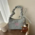 Borsa a tracolla stile coreano dolce con ricamo a farfalla e ciondolo in peluche soffice. - con portachiavi / Verde