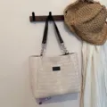 Sommer große Kapazität Stroh gewebte Tasche, schicke Umhängetasche mit Kette für den Strandurlaub. - Horizontal Cremeweiß