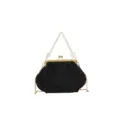 Sac à main coquillage noir élégant avec poignée en perles et bandoulière chaîne femme. - Noir