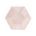 Gros plan détaillé de l'assiette en carton rose hexagonale au motif géométrique or rose. - Assiette Hexagonale / 8 Pcs (8 Pouces/22 cm) / Encre Or Rose