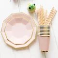 Ensemble de vaisselle de fête jetable en carton octogonal rose et or pour anniversaire. - Kit rose (8 assiettes, 8 assiettes, 8 gobelets, 16 serviettes)