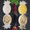 Goldene Ananas Pappteller Detailansicht, Einweg Obstteller und Party Geschirr Set. - Rundes Blatt Ananas Teller / 8 Stück/Packung / Mehrfarbig