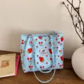 Bolso bandolera de lona azul con estampado de fresas y cerezas, gran capacidad bolso casual. - Azul