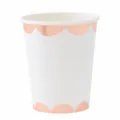 Roségoldene Pappbecher mit Wellenmuster für Geburtstagsfeiern und festliche Tischdeko. - Doppelschichtiger Papierbecher / 8 Stück/Packung / Roségold Fächer