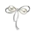 Elegante silberne Schleifenbrosche mit Perlen und funkelnden Strasssteinen für Damen. - Silber