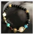 Zonnestelsel kralenarmband met kleurrijke planeten bedels en matte zwarte stenen optie. - Zonnestelsel Planeten Gouden Ster Hanger Geweven (Stijl 5)