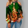Dettagli in primo piano del top da donna a maniche lunghe con stampa natalizia. - 3XL / Albero di Natale Verde