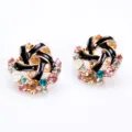 Orecchini a lobo mulinello stile coreano con smalto nero e bellissimi strass colorati. - Nero