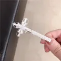 Pince à cheveux fleur strass style coréen, barrette cristal argenté pour femmes et filles. - Design de fleur (Argent) / Argent