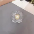 Acryl bloem haarclip met parel en metaal voor vrouwen meisjes haar accessoire - Transparant